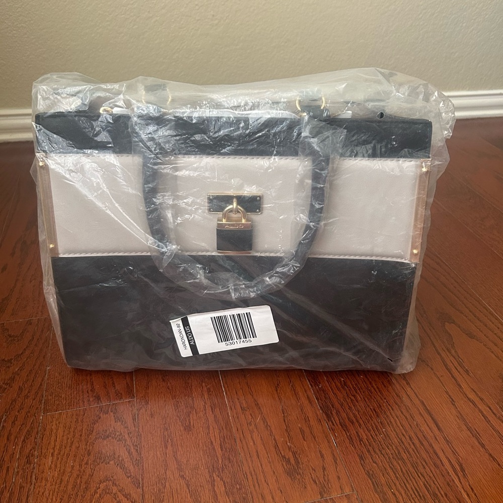Aldo Black and White Satchel - Picture 12 of 16